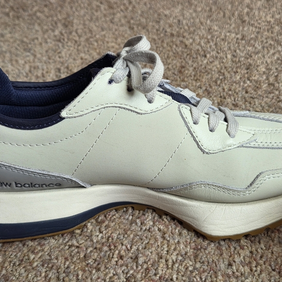 New Balance Figs - Picture 7 of 13